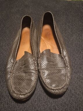 Perforated Leather Penny Loafers - Brown